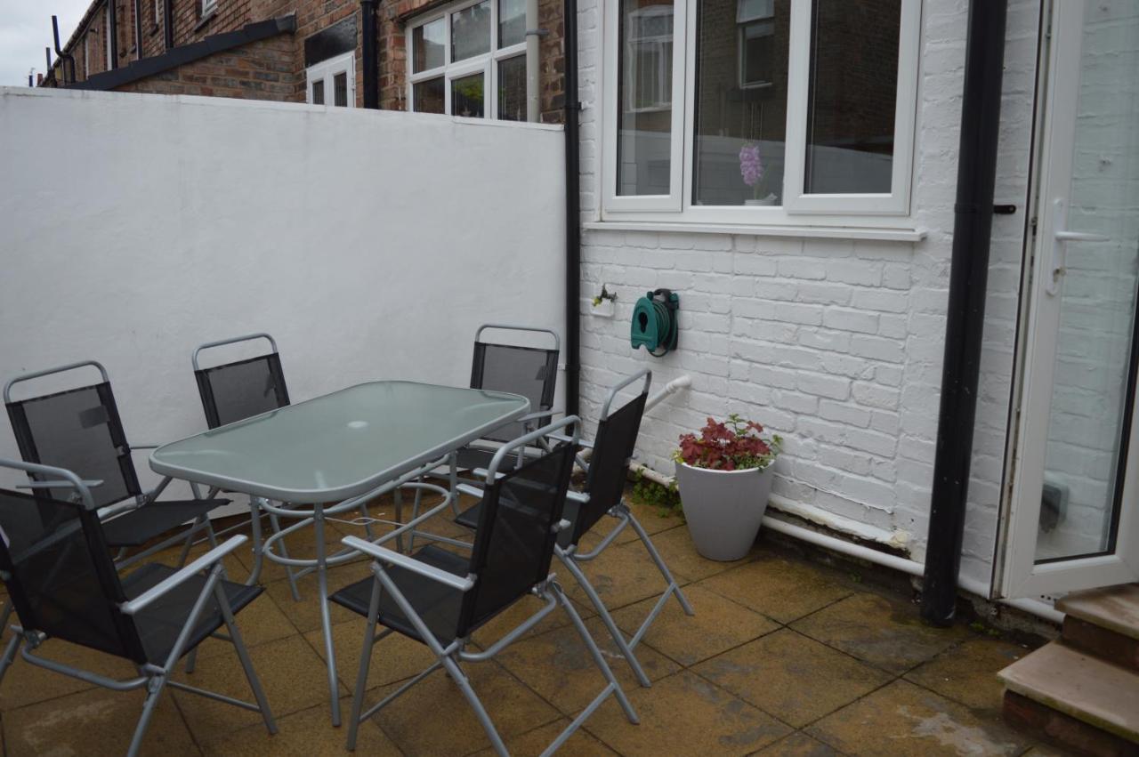 Library House Villa Liverpool Exterior foto